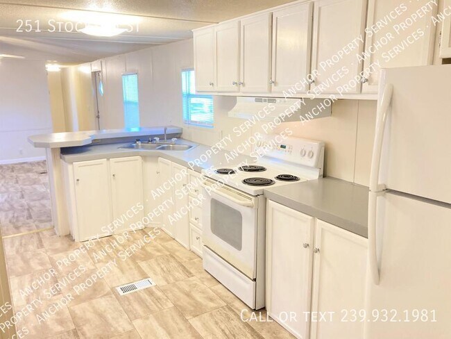 Building Photo - 251 Stockton St
