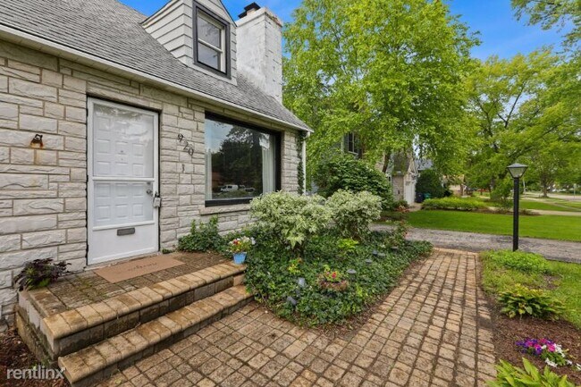 Foto del edificio - 3 br, 2 bath House - 920 Hammerschmidt Ave