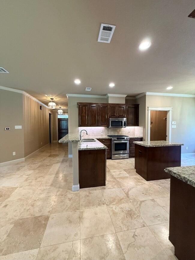 Building Photo - 4306 Rock Bend Dr