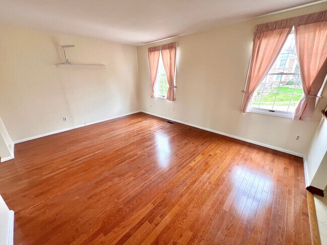 Foto del edificio - Beautiful Home - 3 Bedroom 2.5 Bathroom - ...