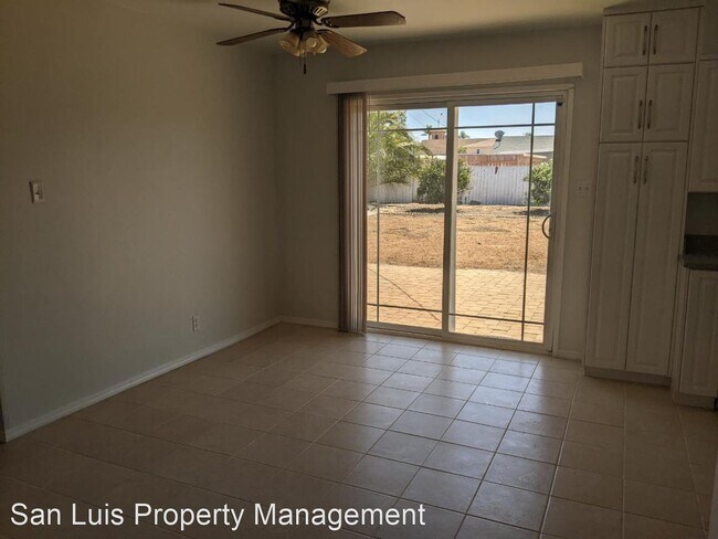 Building Photo - 3 br, 2 bath House - 155 W. Price