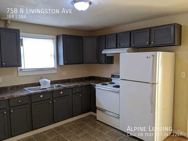 Building Photo - 3BR West Side House!