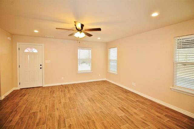 Building Photo - 109 TNT Ct