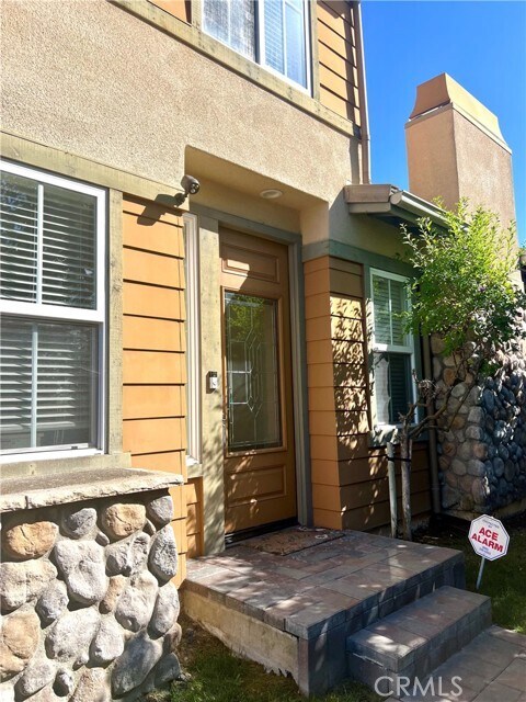 Foto del edificio - 17 Pepper Tree Ln