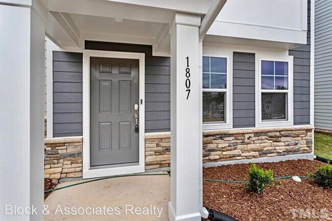 Foto del edificio - 3 br, 3.5 bath House - 1807 Joscara Bend