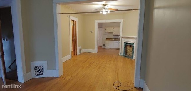 Building Photo - 1 br, 1 bath Apartment - 1234 N 29th St