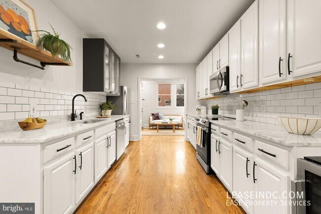 Foto del edificio - 1248 Florida Ave NW