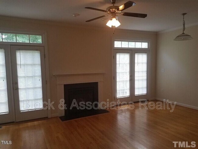 Foto del edificio - 6922 Ray Rd