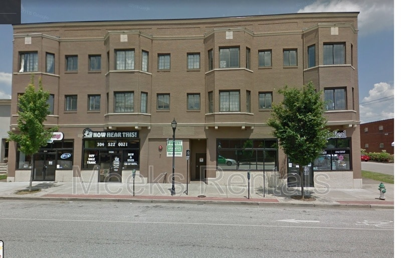 Primary Photo - 1456 4th Ave