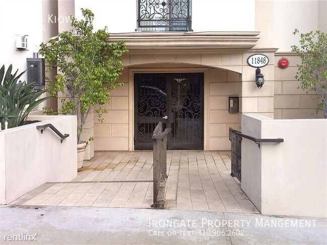 Foto del edificio - 11848 Kiowa Ave