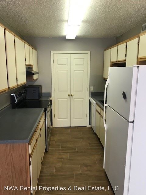 Building Photo - 2 br, 2 bath House - 2106 Blueberry Lane