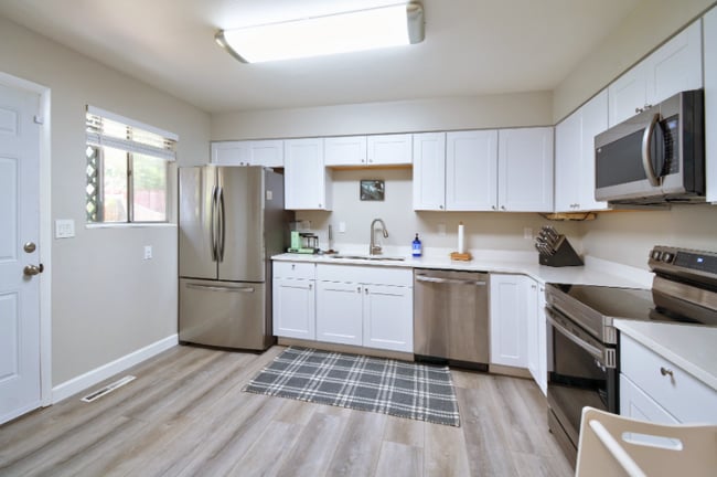 Building Photo - 3443 Amador Cir