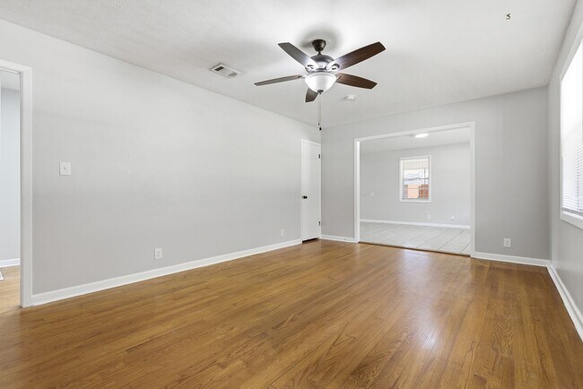 Building Photo - Updated 3BR/2BA Home in Phenix City, AL