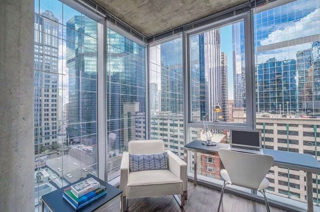 Photo - 200 W Washington St Apartment