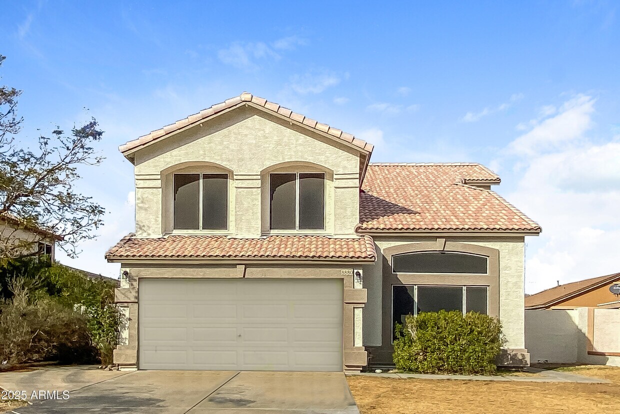 Foto principal - 8880 W Greer Ave