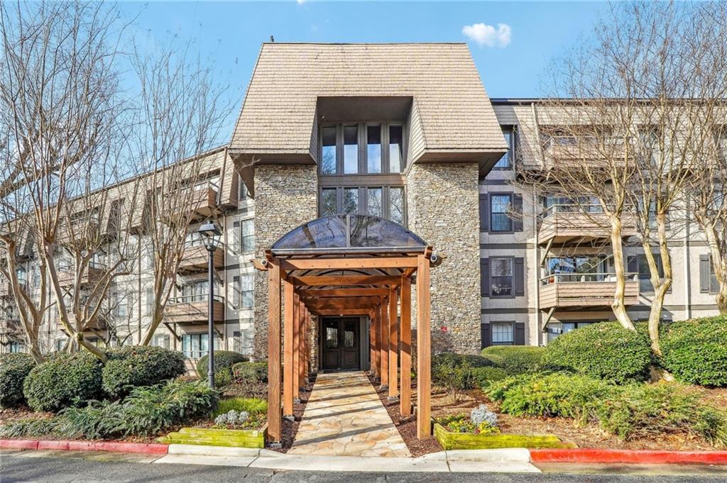 Foto principal - 1415 Highland Bluff Dr S E