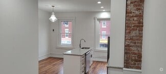Building Photo - 2728 W Girard Ave