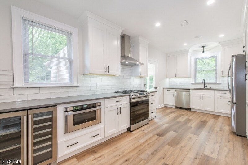 Foto principal - 37 Oak Grove Rd