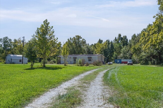 Foto del edificio - 806 Co Rd 2112