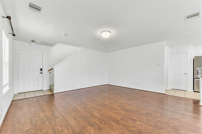 Building Photo - 15134 Trinity Meadow Dr