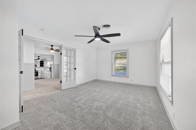 Building Photo - 516 Berend St