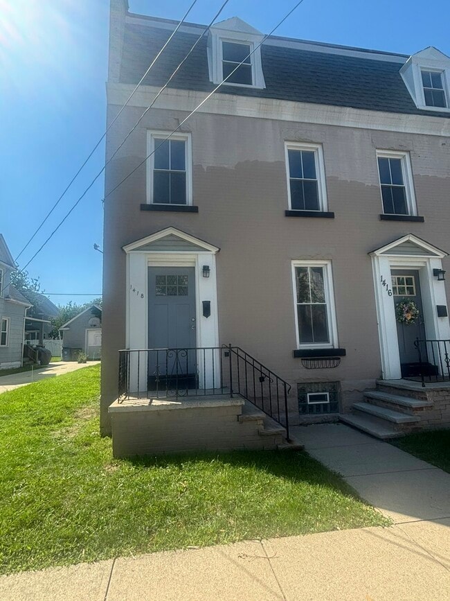 Building Photo - 1418 Winchester Ave