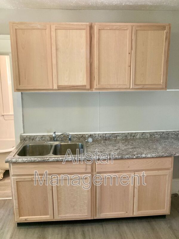 Foto del edificio - 2785 E 117th St