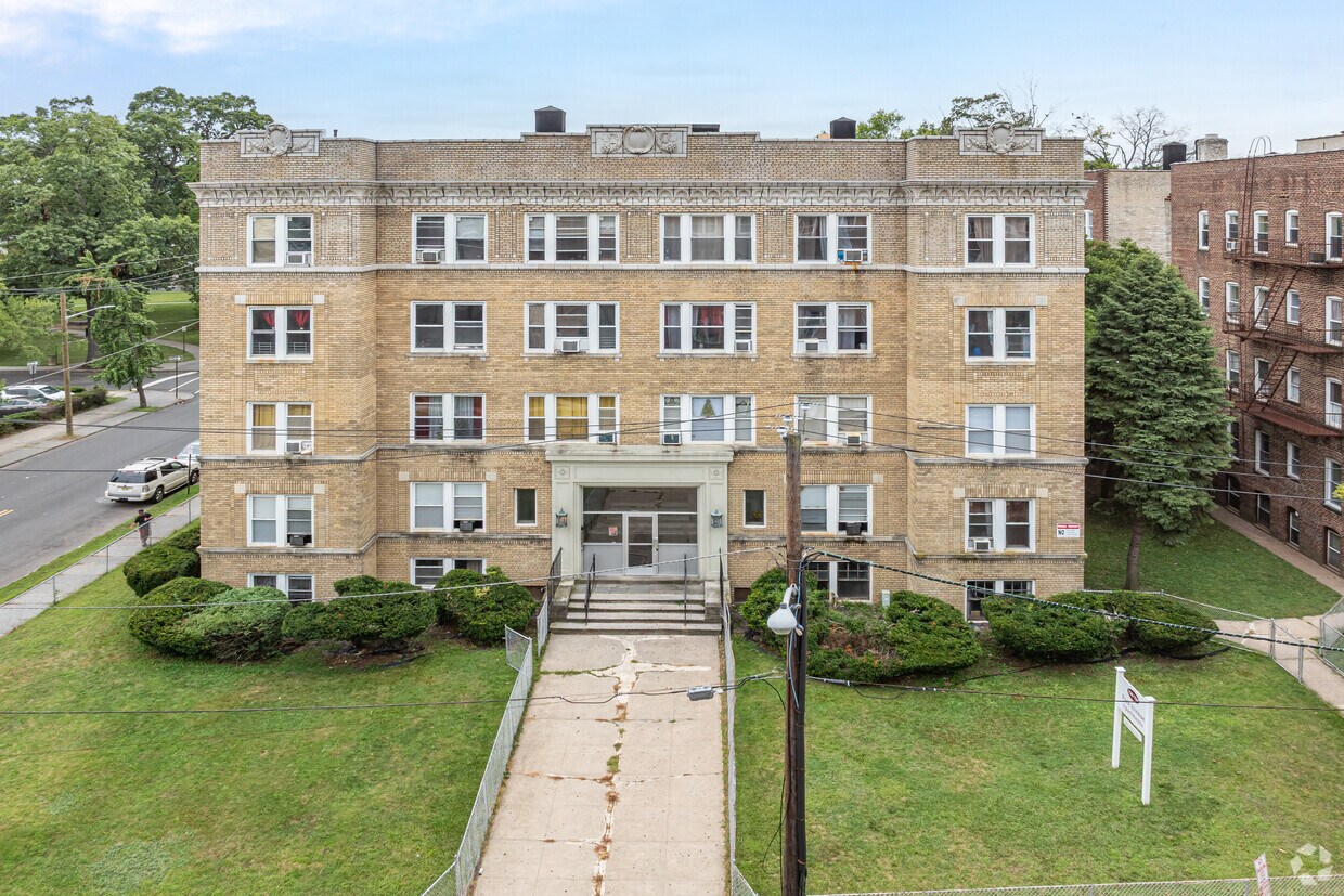 Alternate - 730-734 Park Ave