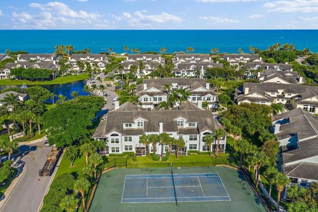 Foto del edificio - 602 Mainsail Cir