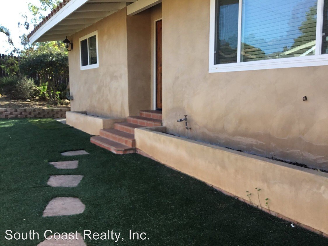 Foto principal - 2 br, 1 bath House - 4547 Hollister Ave