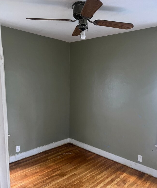 Building Photo - Salem (17458/17456)