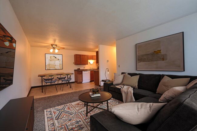 Apartamentos Saddlebrook de Fargo, Dakota del Norte | Sala de estar - Saddlebrook