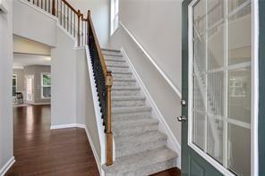 Building Photo - 5835 Weddington Dr