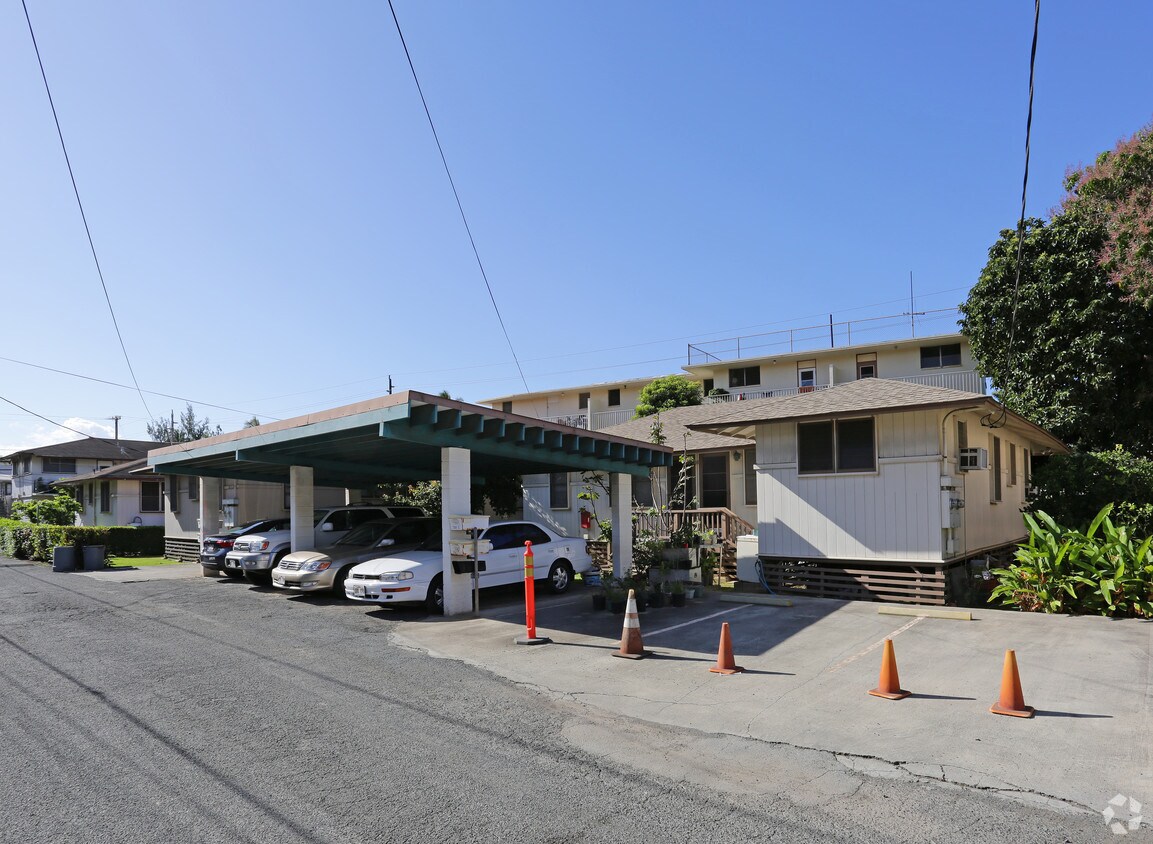 Primary Photo - 708 Olokele Ave