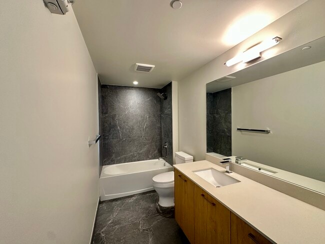 Foto del edificio - 321 NW 31st St