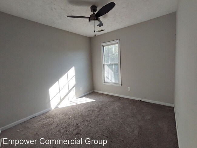 Building Photo - 3 br, 2.5 bath House - 5642 Kingstree Drive