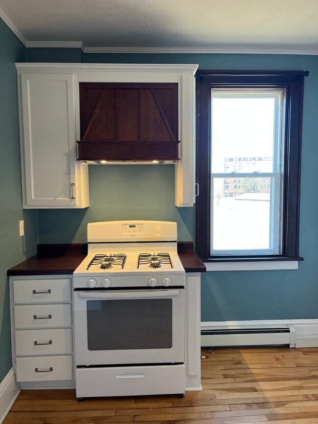 Foto del edificio - 415 E Saint Germain St