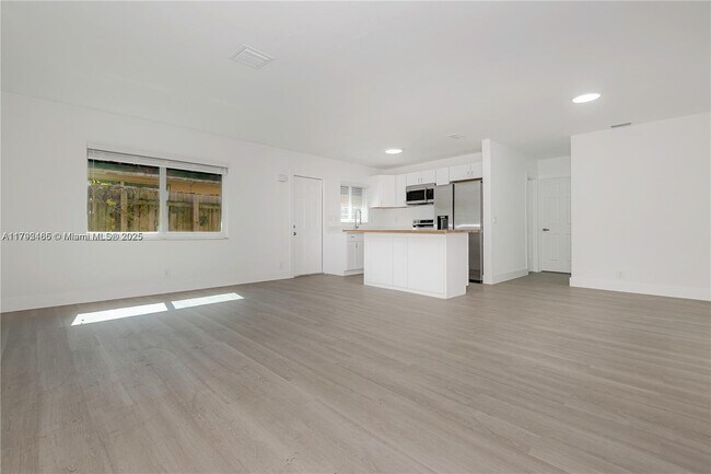 Foto del edificio - 1511 NW 8th Ave