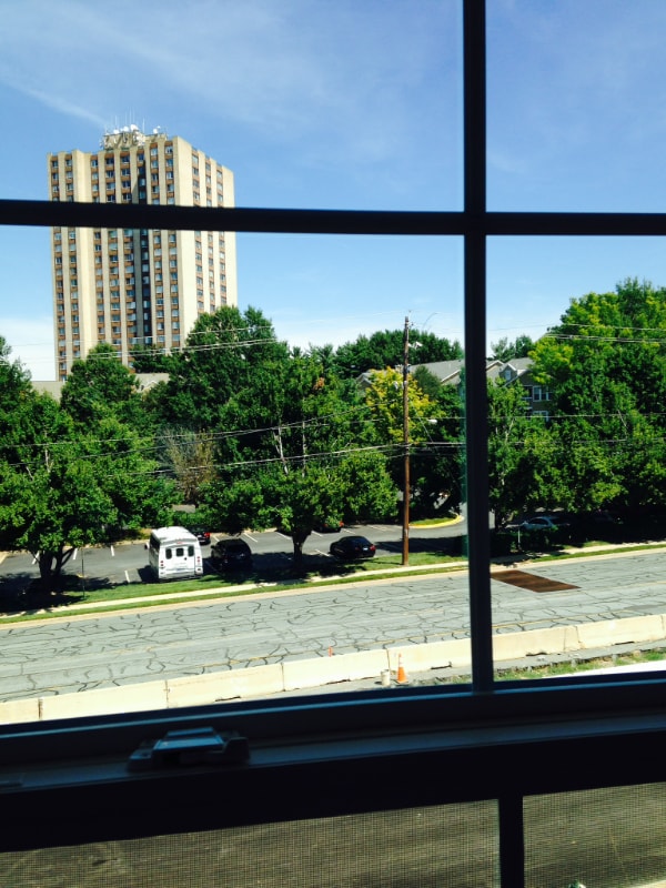 Foto del edificio - 9726 Fields Rd