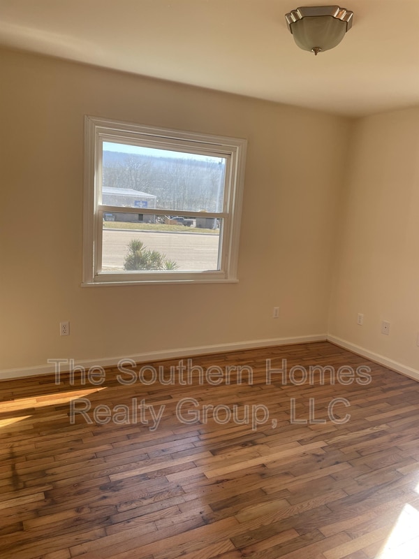 Foto del edificio - 1430 Tennessee Ave