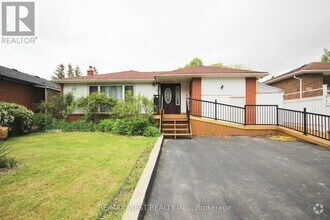Building Photo - 103 Dearbourne Blvd