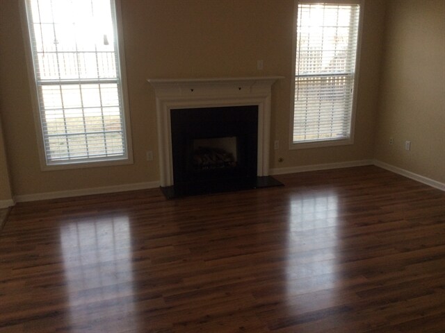 Building Photo - 212 Catalan Street