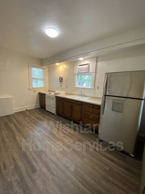Primary Photo - 525 S Lafayette St