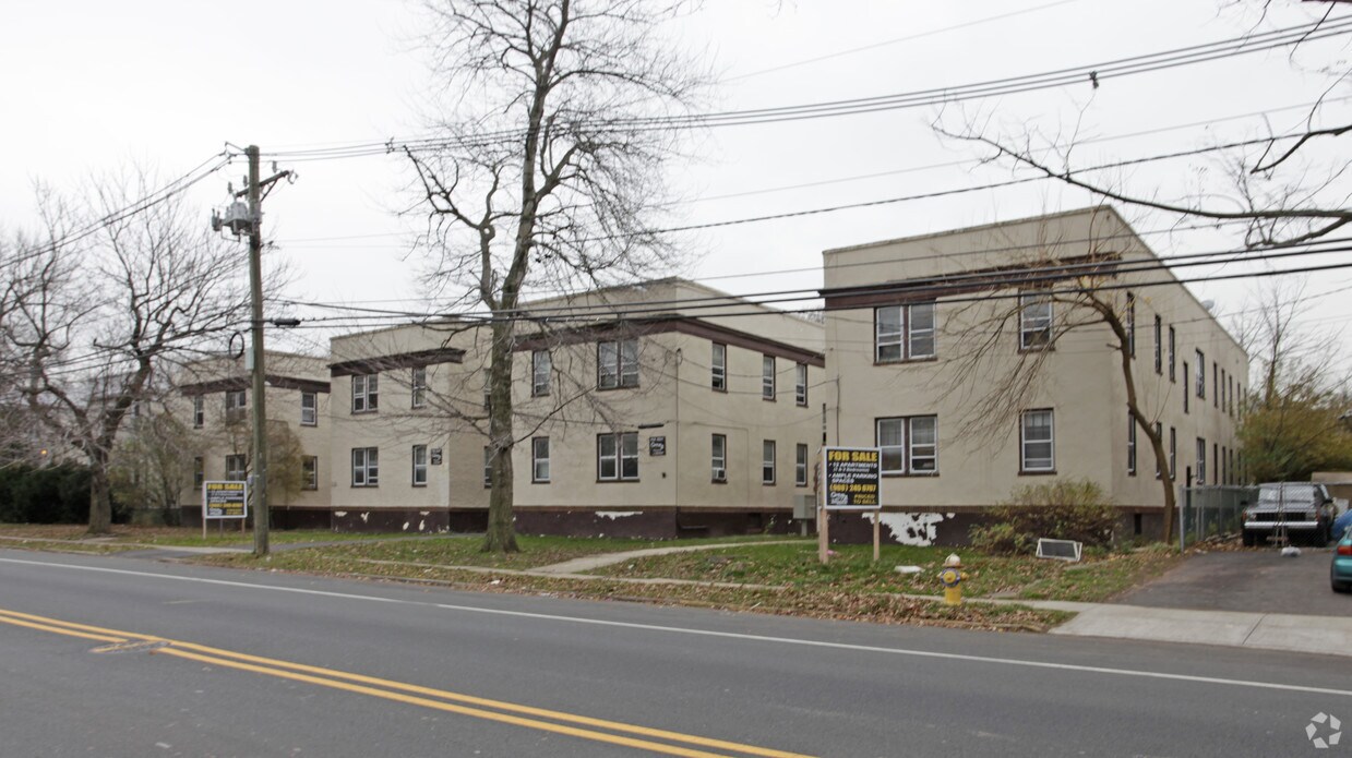 Primary Photo - 241 E 1st Ave