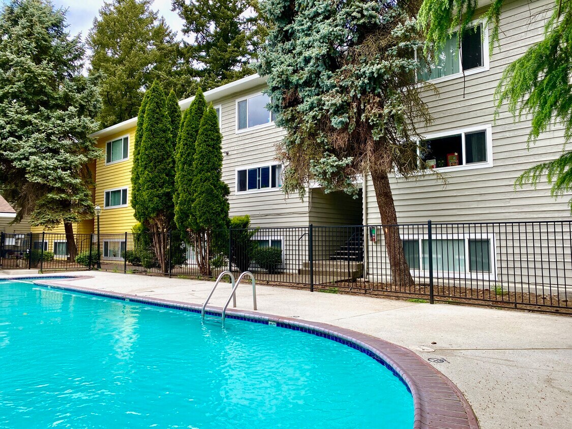 Images Springcreek Apartments Milwaukie, OR