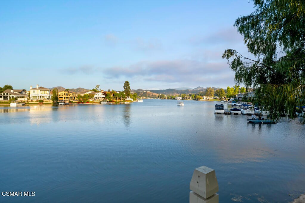 Foto principal - 1228 Westlake Blvd
