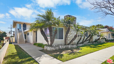 Building Photo - 5320 W 57th St