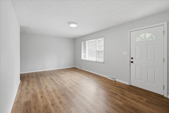 Foto del edificio - 2448 N Irwin St