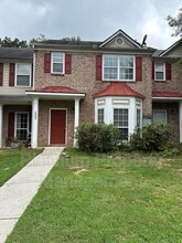 Building Photo - 4885 Robinson Square Dr
