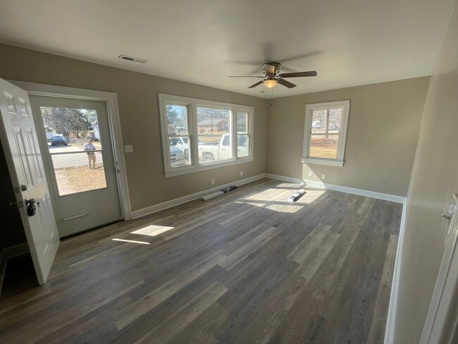 Foto del edificio - 512 Macon St S